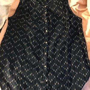 ❤️SALE. Beautiful women’s sleeveless top